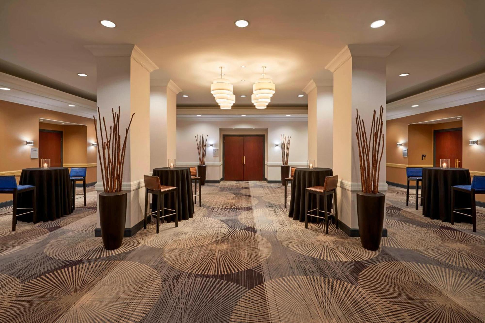 Courtyard By Marriott Toronto Downtown Hotel Exterior foto