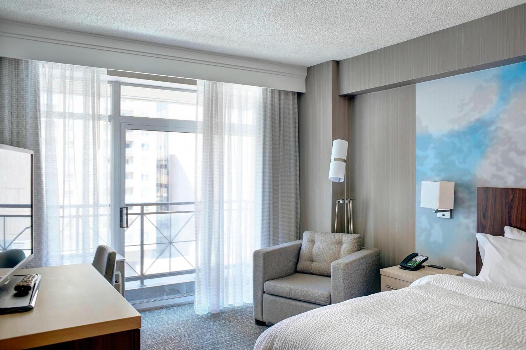 Courtyard By Marriott Toronto Downtown Hotel Exterior foto